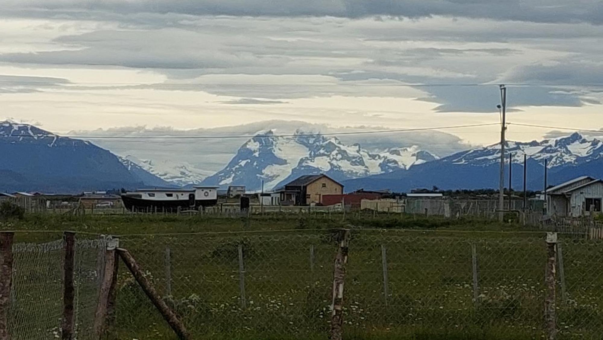 Cabanas Antu Kuyen Patagonica بويرتو ناتالز المظهر الخارجي الصورة
